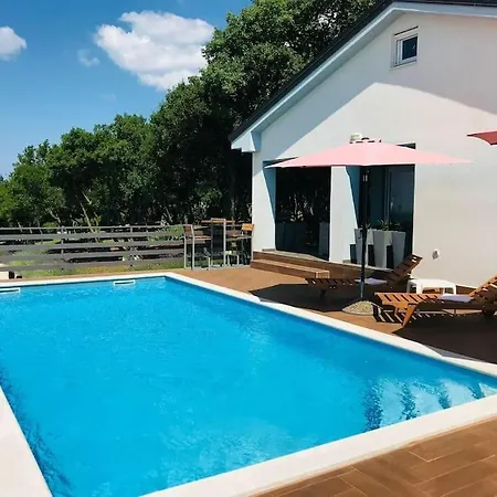 Cozy “selagodi” With Pool And Panoramic View Rovinjsko Selo